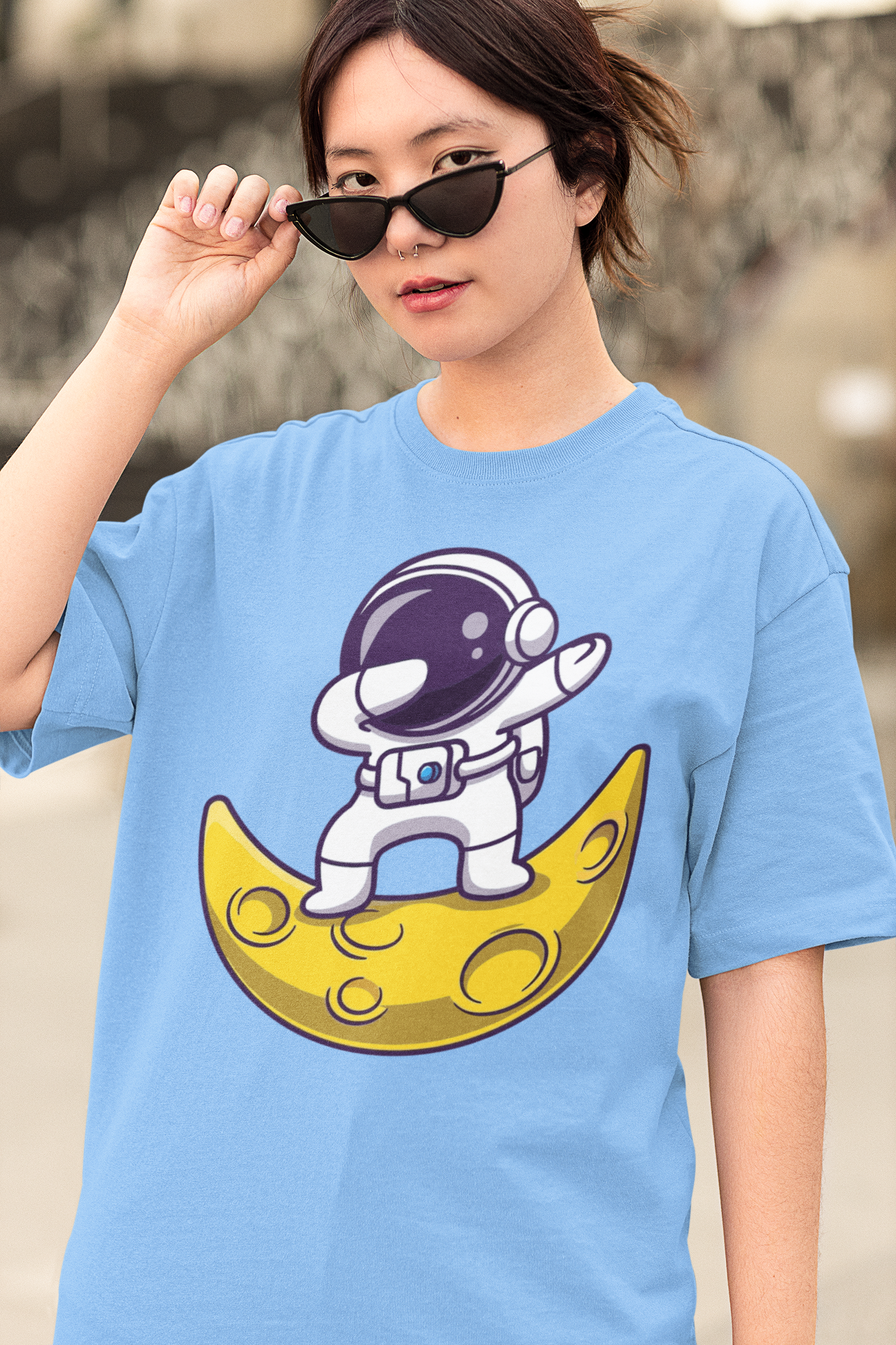 Space Dance Women's Oversized Printed T-Shirt Bubbles Blue High & Humble