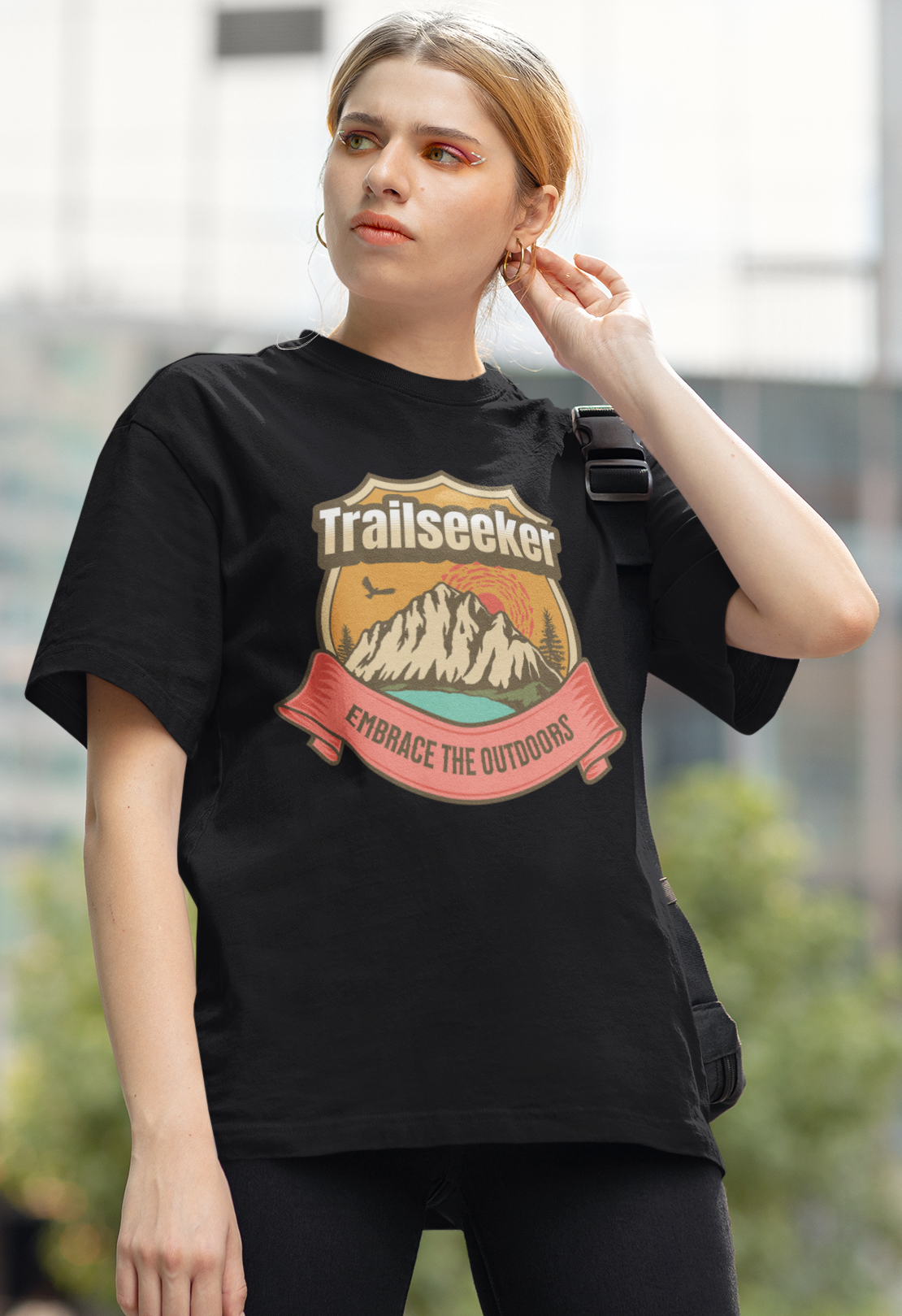 Trail Seeker Women's Oversized Printed T-Shirt Venom Black High & Humble