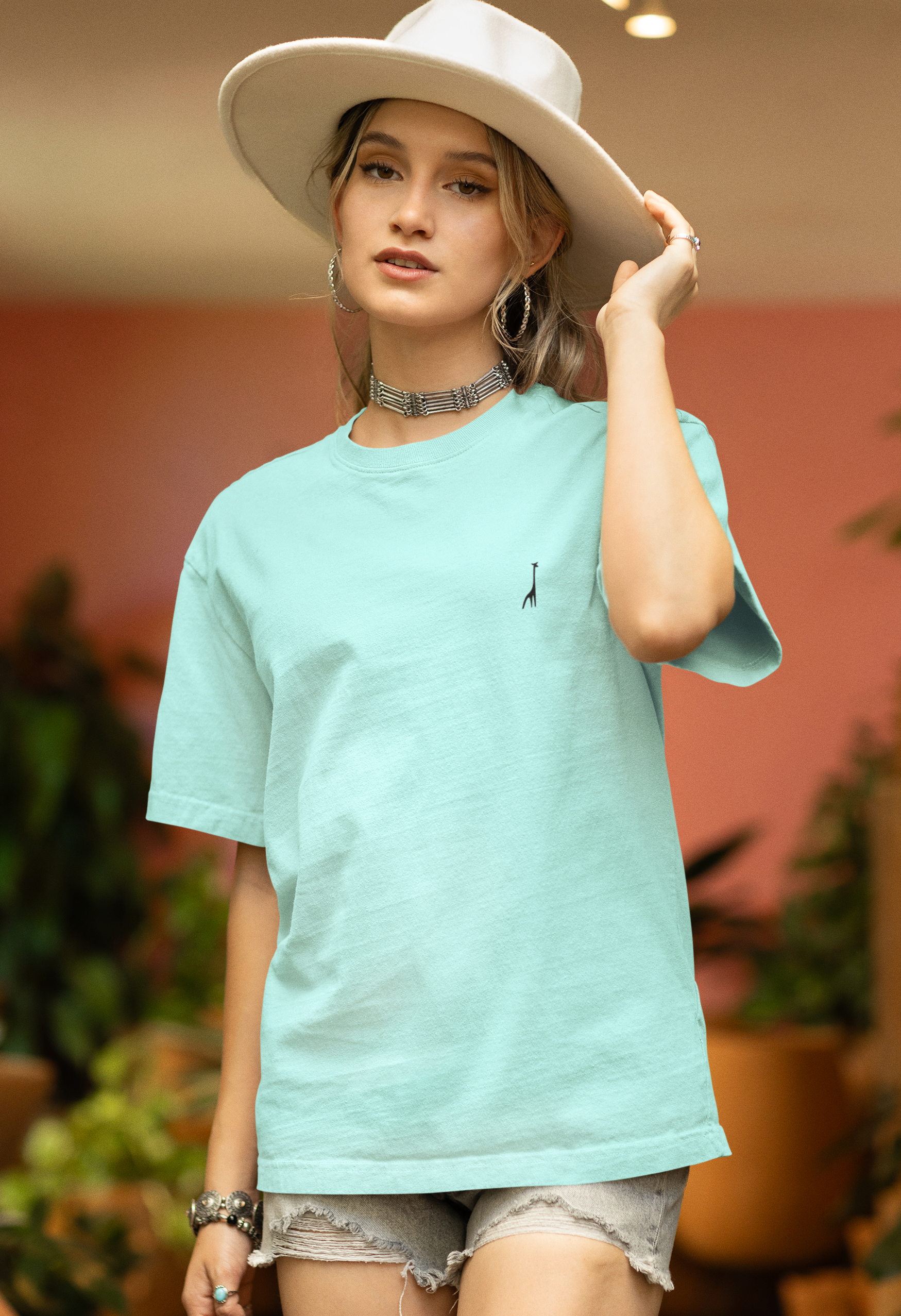 Women's Oversized Buttercup Mint Solid T-Shirt High & Humble